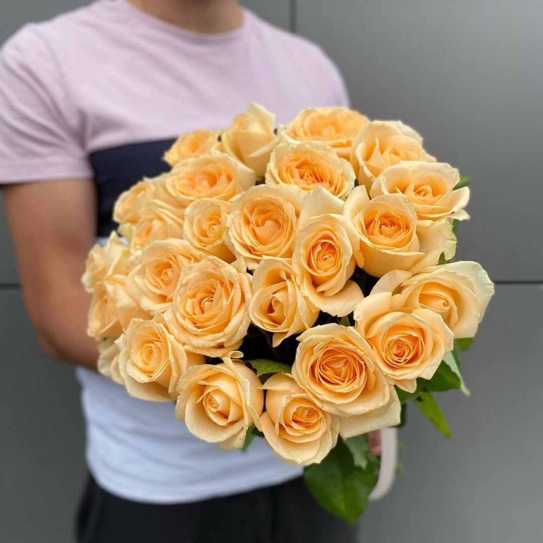 Букет 25 роз Пич Аваланш (Peach Avalanche)