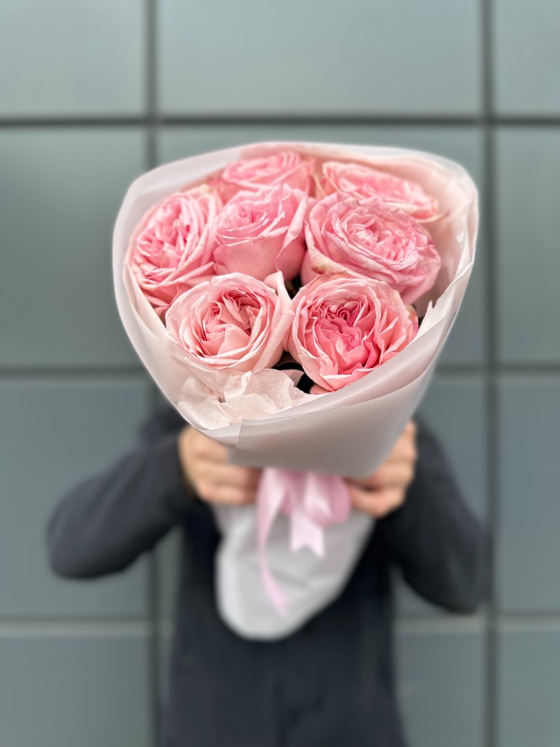 7 роз Пинк Охара (Pink Ohara)